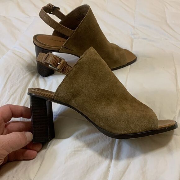 DONALD PLINER, ILIANAO2, 10M, near new, leather upper - Picture 2 of 11